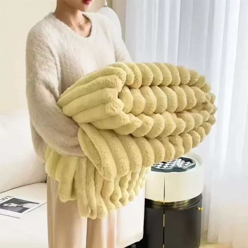 

Теплое одеяло из полиэстера