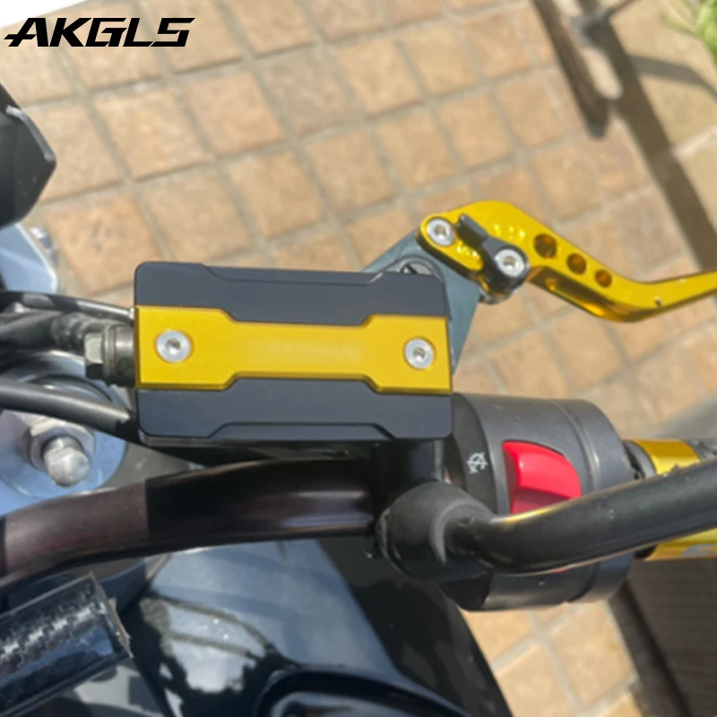 Крышка передней тормозной жидкости мотоцикла и крышка топливного наполнителя