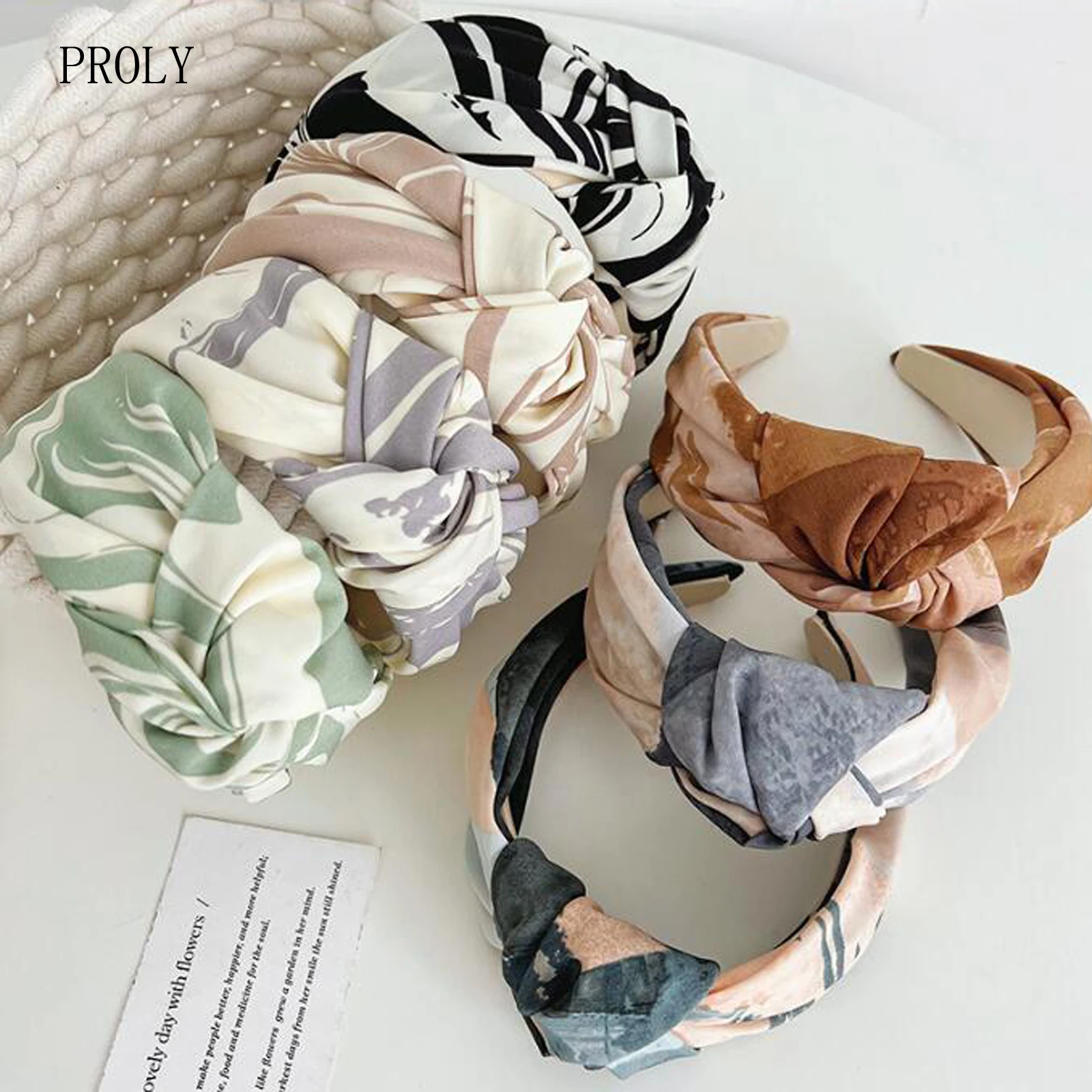 

PROLY New Fashion Women Headband Wide Side Flower Hairband Center Knot Turban Girls Casual Autumn Headwear Hair Accessories