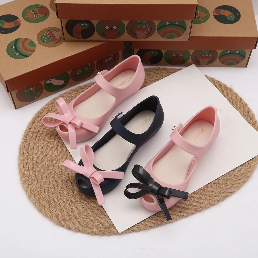 

Mini Melissa 2022 Children Classcial Jelly Shoes Gilr Little Bow Princess Summer Sandals Kids Fashion Beach PVC Shoes HMI089