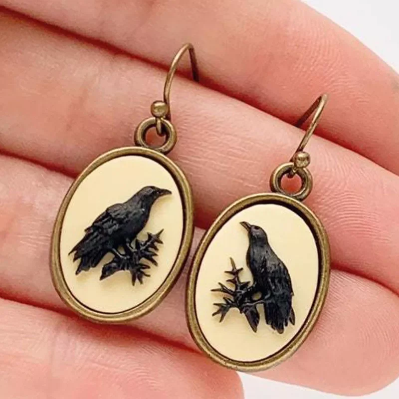 

New Retro Oval Black Crow Drop Earrings Women Party Accessories Ancien Ethnic Personalized Dangle Earrings Jewelry
