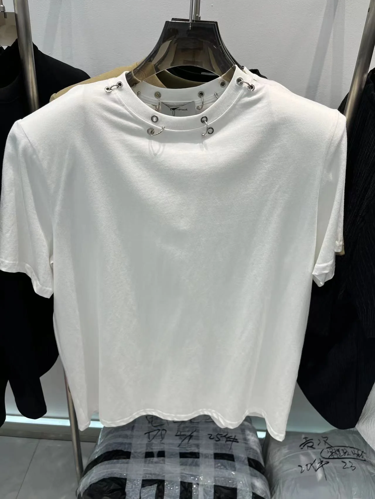 

Модные мужские Топы И Футболки hj0553 2023, подиумный роскошный Европейский дизайн, искусственная кожа