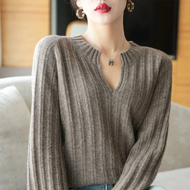 

Elegant fashion lantern sleeve V neck cashmere sweater women autumn and winter loose sweater temperament wool foundation sweater