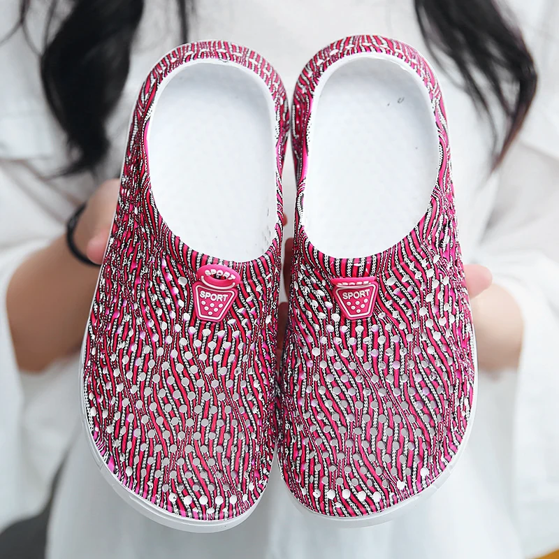

Classic Slip On Garden Clog Shoes Women Quick Drying Summer Beach Slipper Breathable Outdoor Sandals Platform Gardening shoes