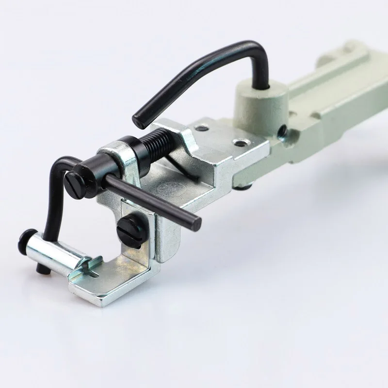 Крепление 373. Большой крепеж. Вертикальная группа креплений. Группа кнопок.