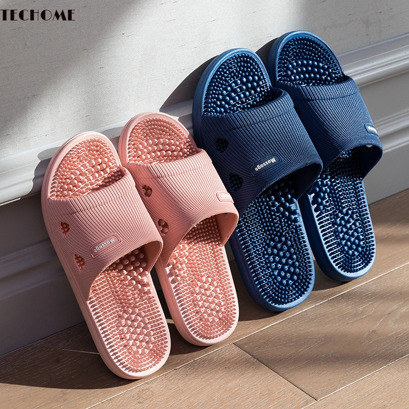 2022 New Massage Slippers Female Summer Sandals Home Bathroom Bath Slippers Non-slip Soft Sole Men Indoor Hotel Couples Shoes