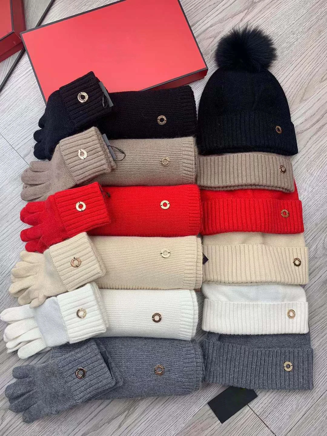 

Осенне-зимний шерстяной однотонный шарф, шапка, набор из трех предметов, шапка из норки, вязаные перчатки