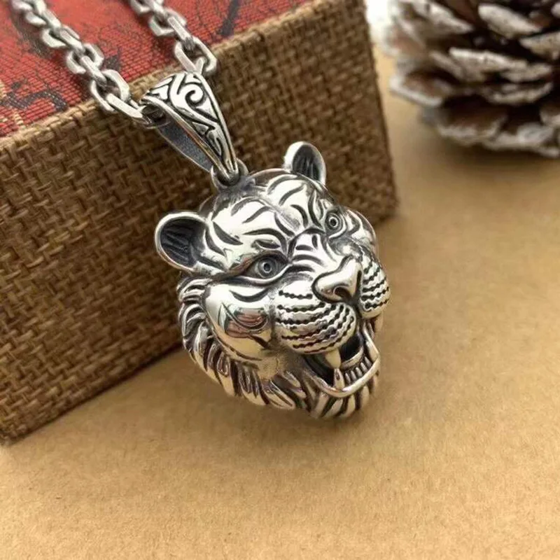 

S925 pure silver ancient fashionable domineering tiger men women fashion personality lion pendant necklace