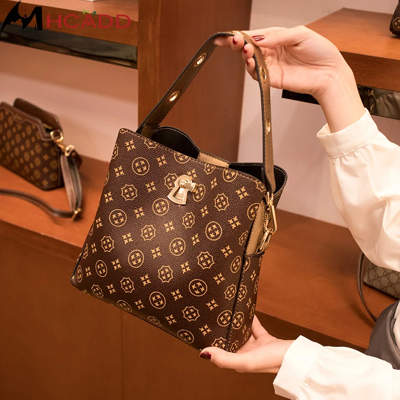 

Vintage Brand Designer Women Bucket Bag Female Messenger Bags Leather Wide Strap Female Shoulder Bags Ladies Handbags Cross