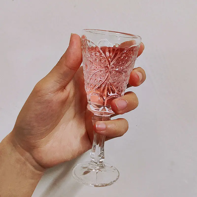 Фото Стакан, посуда, винтажная Коктейльная чашка ins, простая чашка Baijiu для красного вина, рельефная чашка для холодных напитков, чашка для иностранного вина, шампанского №3
