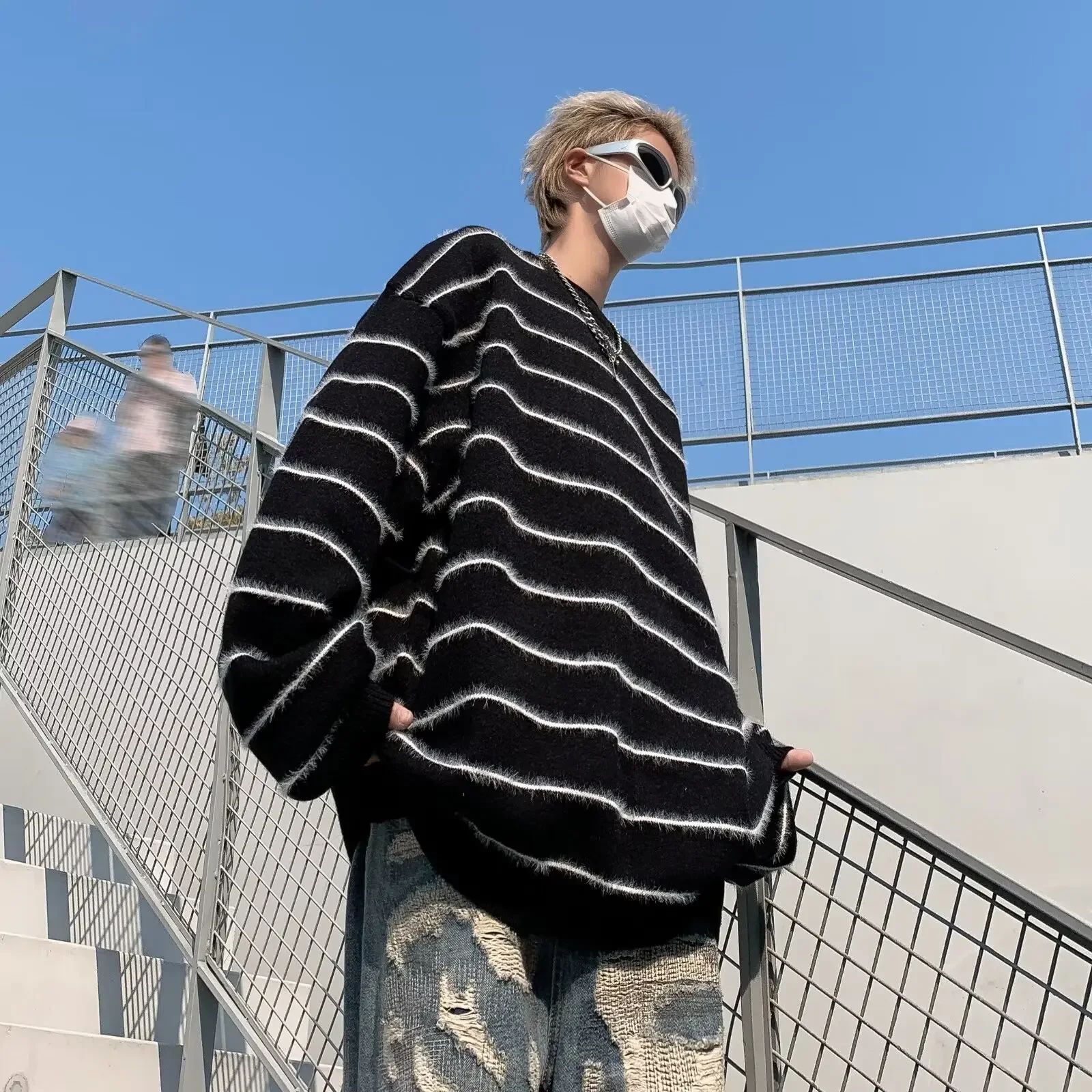 Винтажный полосатый вязаный топ черный белый цвет повседневный свитер с круглым