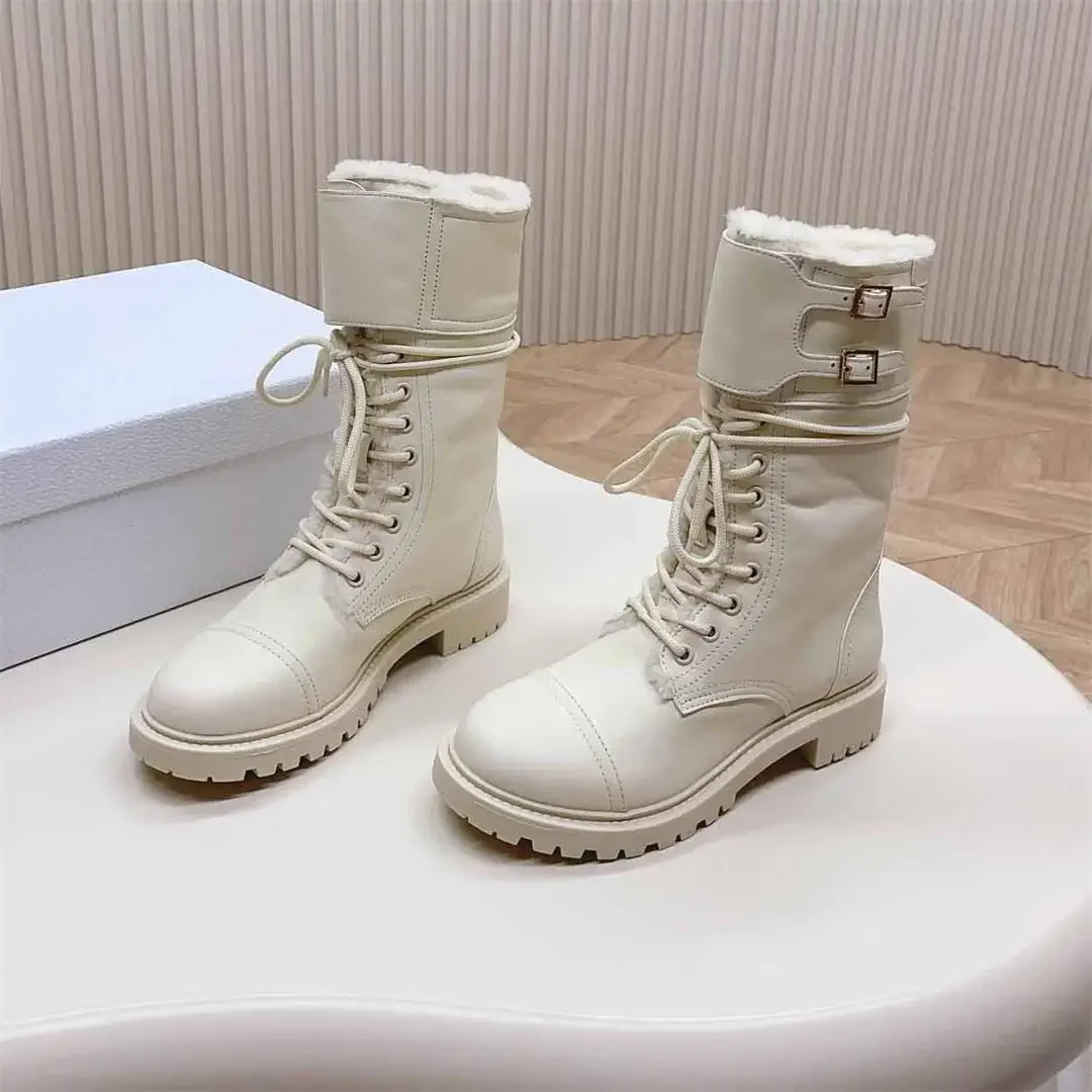 

Женские короткие ботинки на толстой подошве, зимние шерстяные ботинки с круглым носком, на шнуровке, Размеры 35-40, 2023