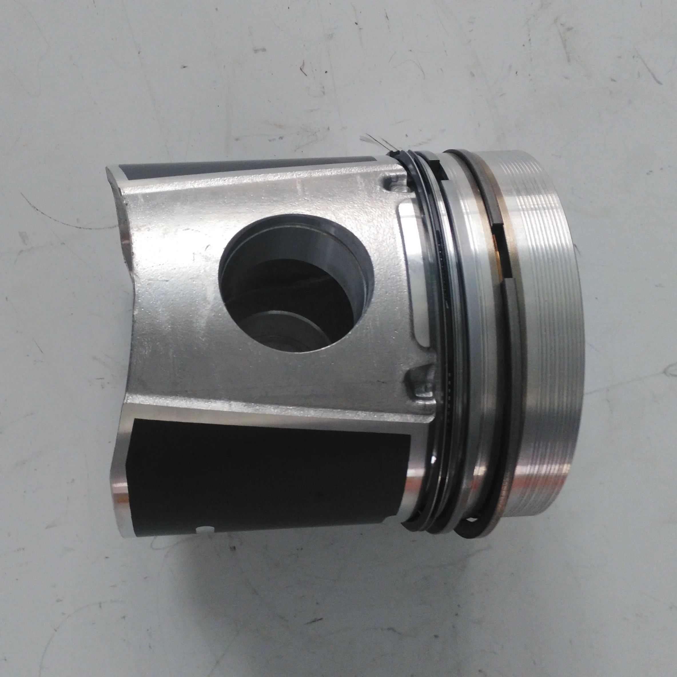 Дизельный поршень 04235280 Для Deutz BF4L 914