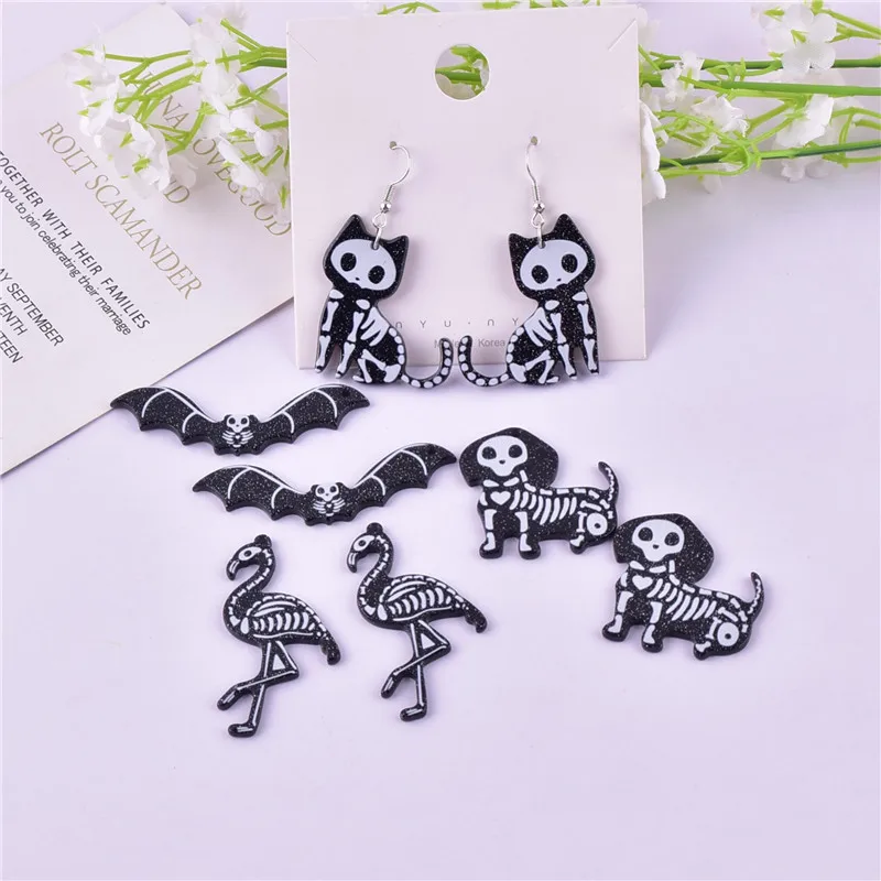 10pcs/pack Mix Halloween Skull Bone Cat Flamingo Bat Dog Acrylic Charms Pendant Jewelry Making Craft DIY