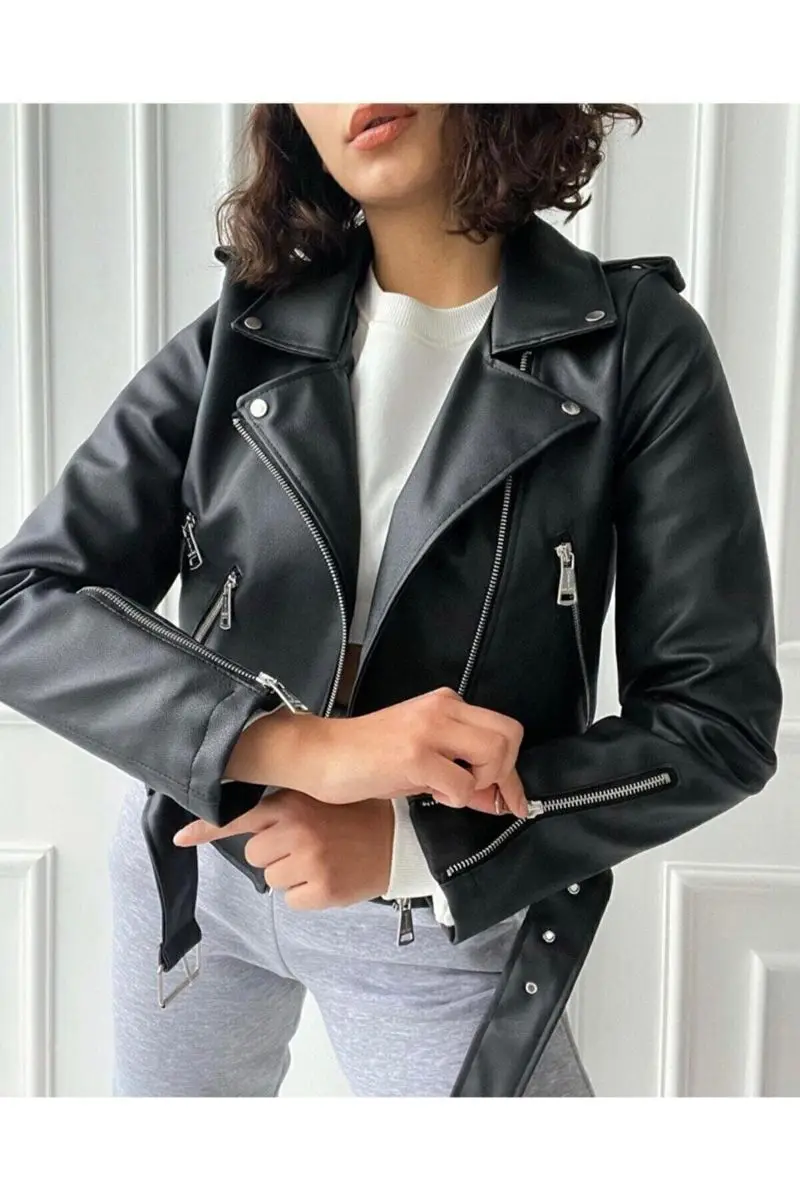 

Женская черная кожаная куртка на молнии HDC21SS00