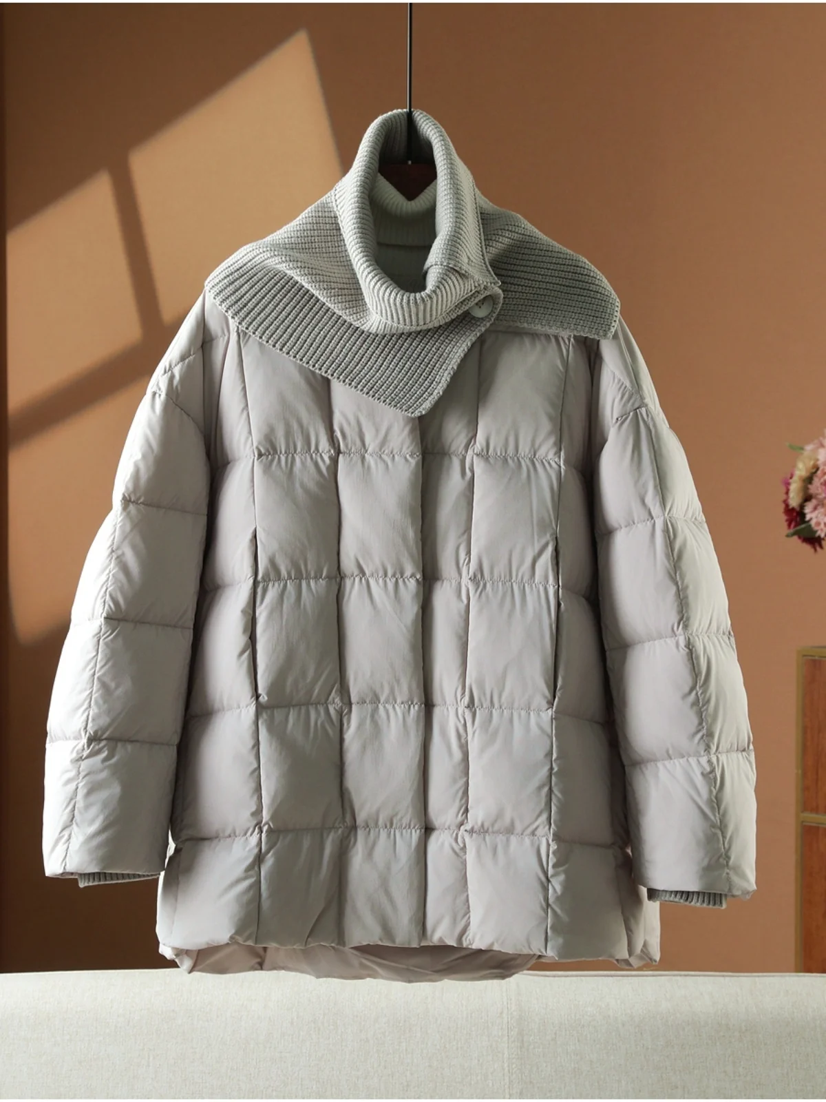 [Find Astringent] Европейские товары Куртка на белом утином пуху Новый дизайн Вязаный