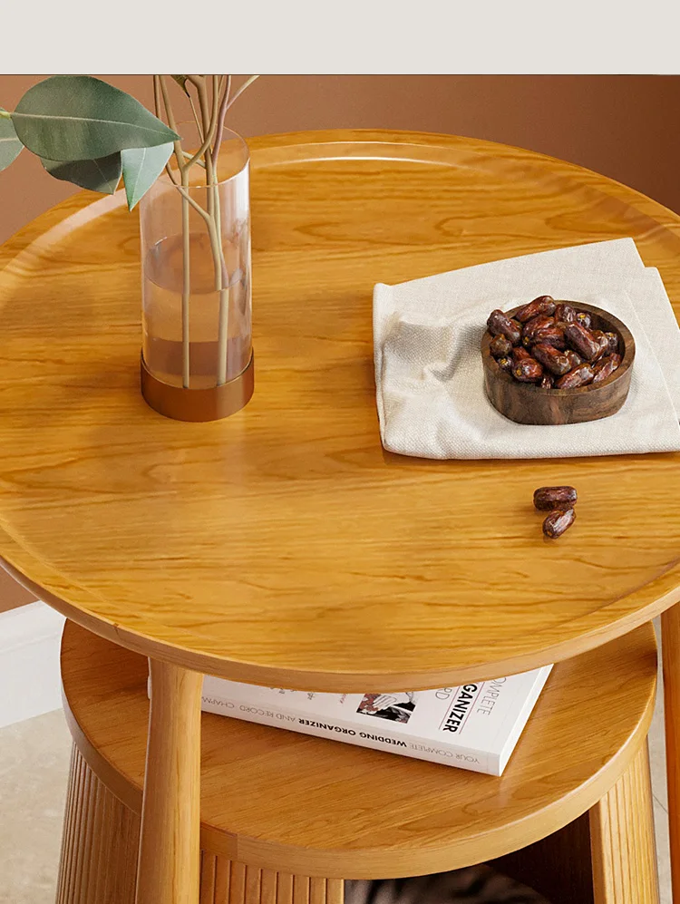 Nordic solid wood small tea table simple modern sofa edge a few corners circular low creative cat nest |