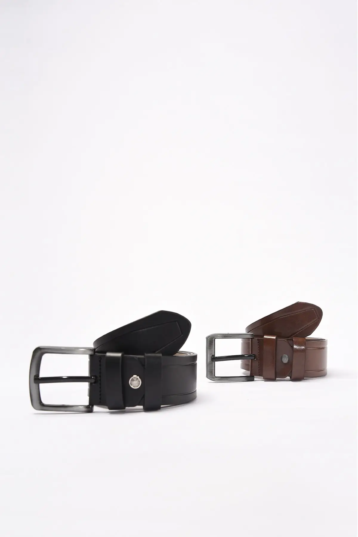 

Trendyol Male 2'li Faux Leather Belt TMNSS21KE0111