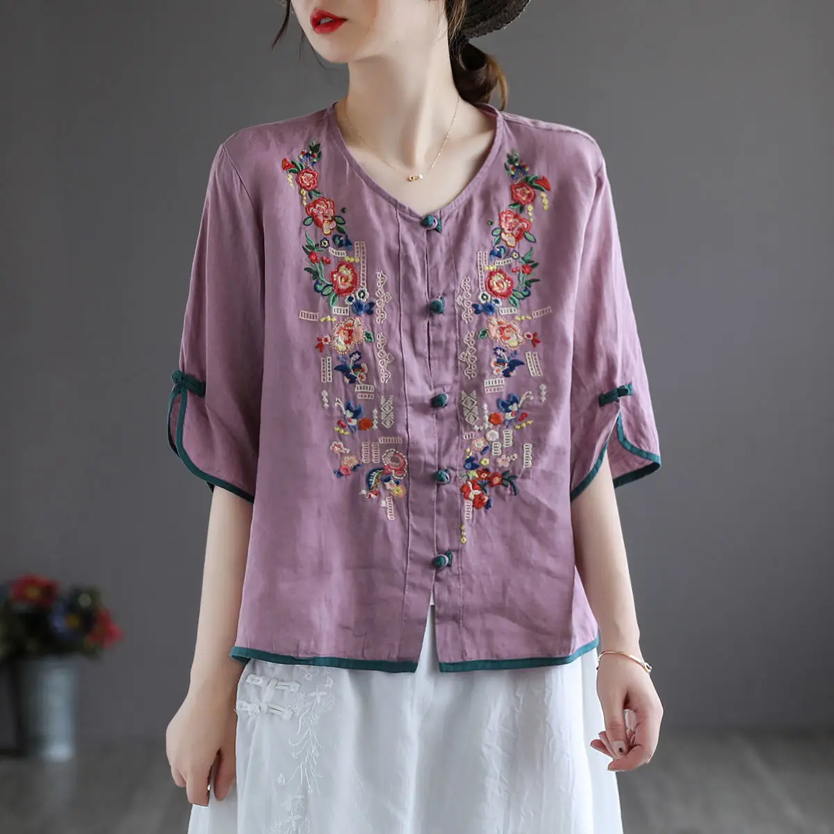 

Vintage Embroidery Shirts Women Retro Slanted Button Up Cotton Linen Blouses Harajuku Slit Half Sleeve Loose Woman Tops Mujer