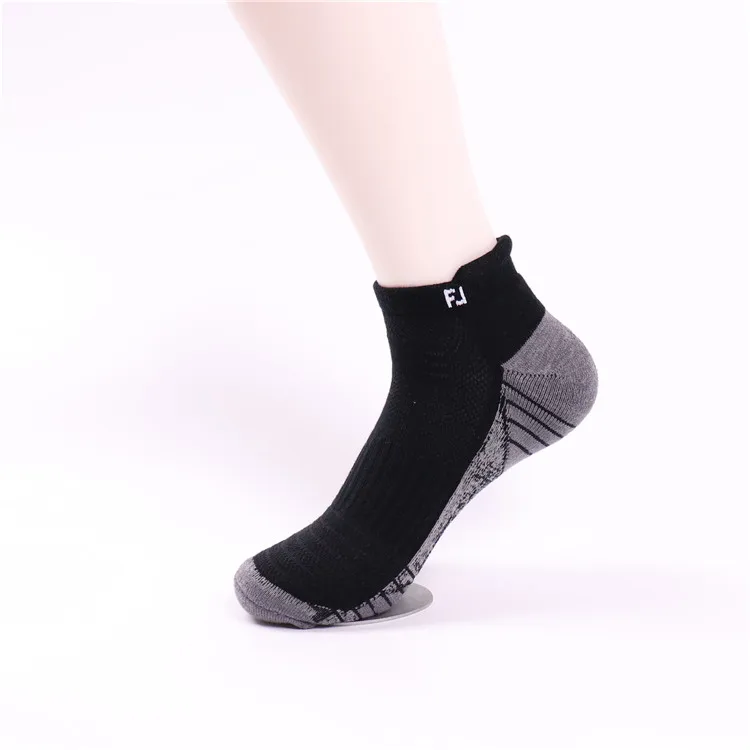 Men's Golf Socks are Deodorant Sweat-Absorbing and Thickening