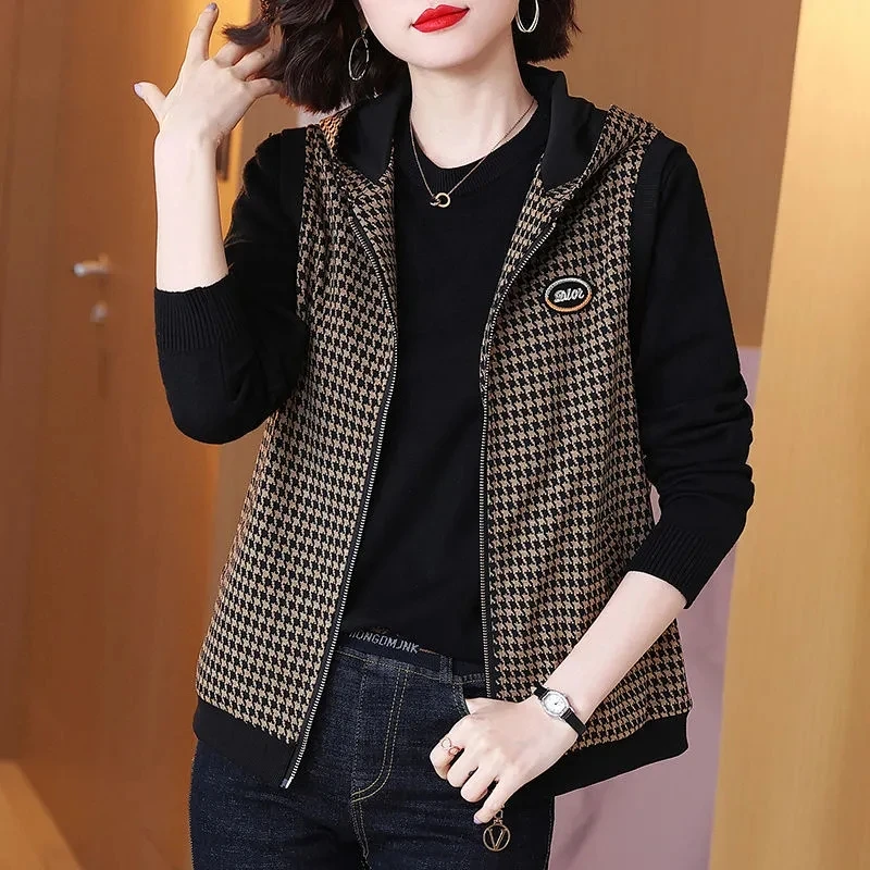 

Hooded Vest Plaid Spring Autumn Sleeveless Jacket for Women 2023 Fashion Female Clothing Waistcoat New Outerwear Loose Casual
