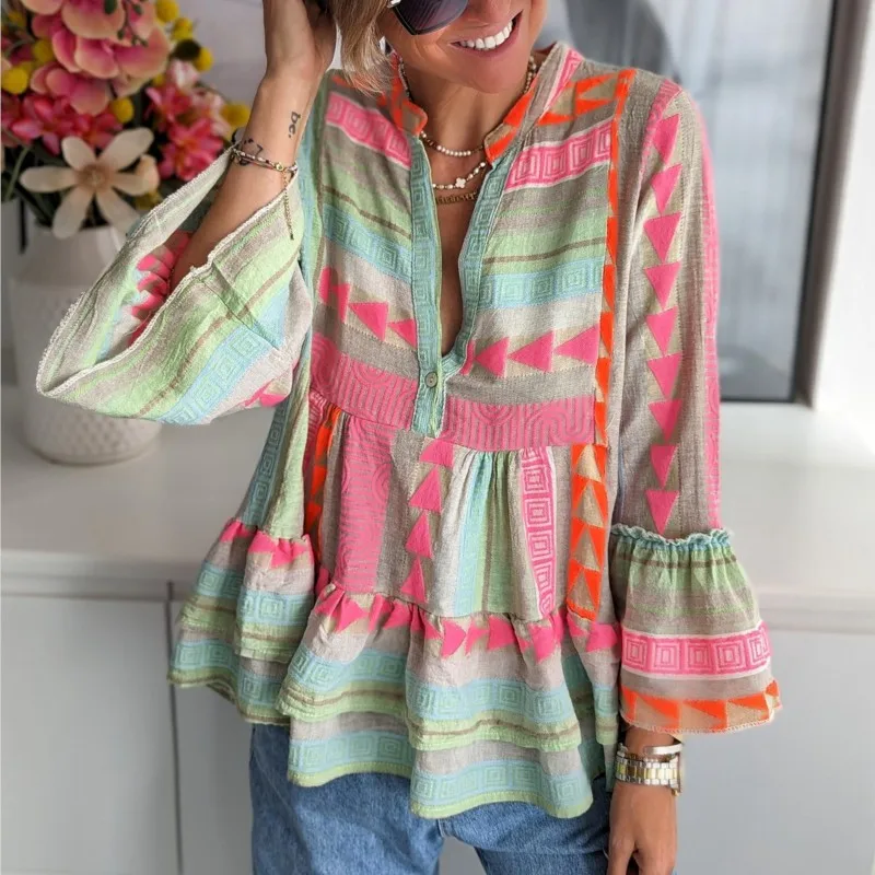 

Топ женский с принтом, V-образным вырезом, пуговицами и расклешенными рукавами