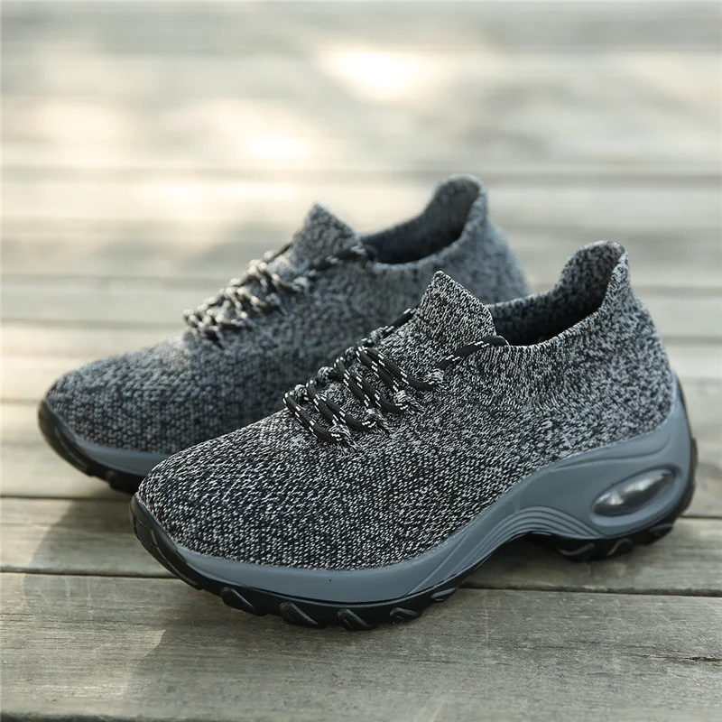 Women's Walking Shoes Anti-Slip Air Cushion Thick Sole Women's Socks Sneakers Fashion Lightweight Breathable Casual Shoes