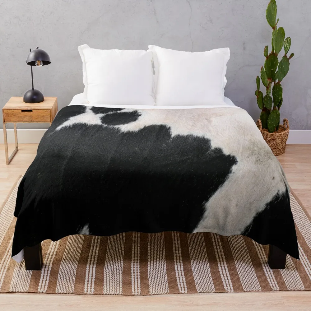 Cow Hide Black & White Throw Blanket Camping Blanket Soft Blanket Fluffy Shaggy Warm Bed Fashionable Luxury St Blanket