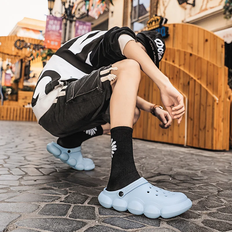 

Сандалии мужские легкие для улицы, модные тапочки, пляжная обувь, повседневные кроссовки, спортивная обувь, клоги для мужчин и женщин, лето