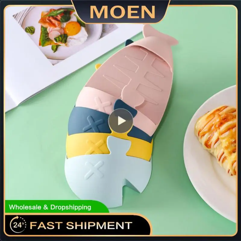 

Multifunctional Barbecue Gloves Bake Insulation Hand Clip Wearing Hand Protectors At Fingertips Insulated Insulated Hand Clip