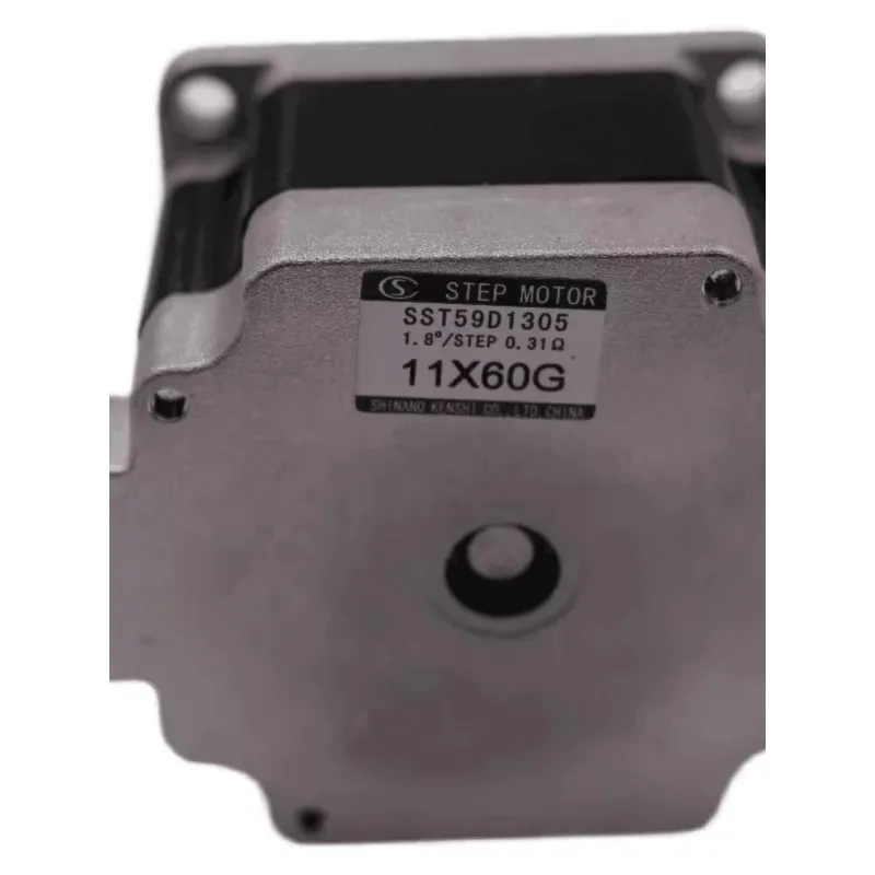 Фото Двигатель Xinnong 57 SST59D3206, шаговый двигатель Xinnong 57 SST59D3301, шаговый двигатель Dongguan Xinnong 57 SST59D33 №3