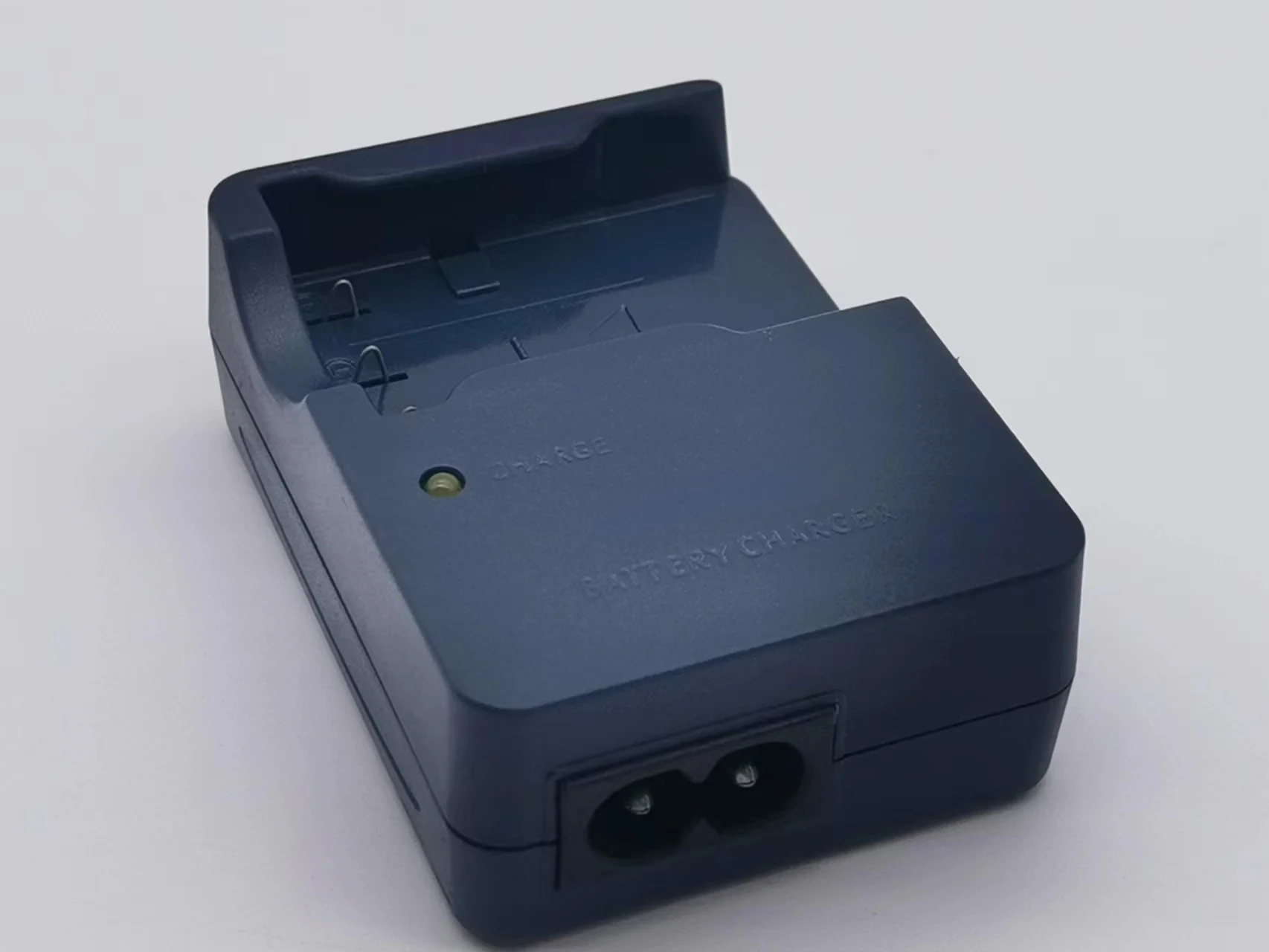 Зарядное устройство для Canon Digital IXUS 600 700 I II I2 I5 SD100 SD10 SD20 SD110 SD500 SD550