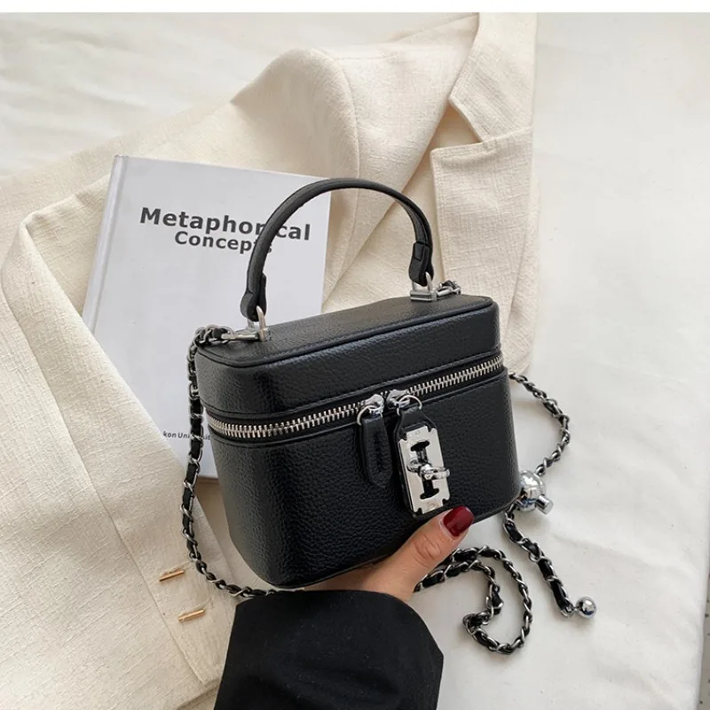 

Women Square Handbags PU Leather Elegant Lock Chains Flip Crossbody Bag Mobile Phone Shoulder Messenger Bag Purse Fashion Design