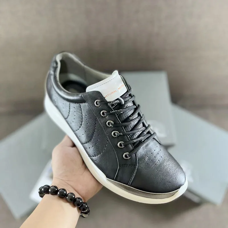Men's Golf Shoes Golf PU Soles Non-slip Wear-resistant Shock-resistant Leather Material Without Ball Nails Men's Golf Shoes