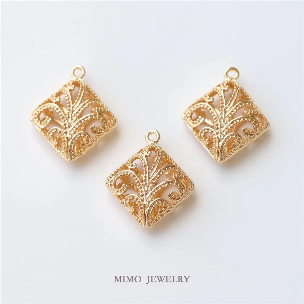 

Color copper gold plated square three-dimensional hollow leaf pattern pendant retro style DIY accessories