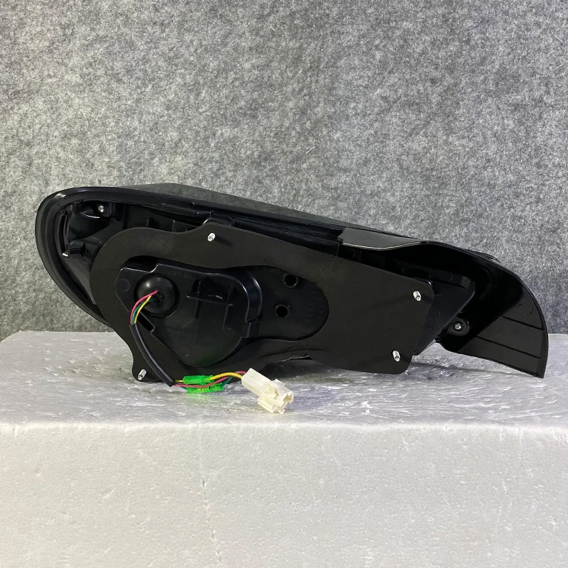 Фото Задние фонари J ONE Car Auto Parts GT86 GTS для Toyota GT86 и Subaru BRZ 2012-2020 №1