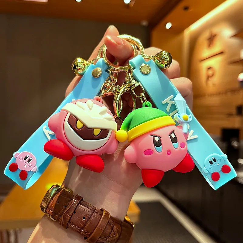 

Милая кукла Kirby, кулон, Аниме фигурки, маскировка, Kirby Kawaii, украшение, автомобиль, брелок, пара сумок, брелок, кулон, подарки на день рождения