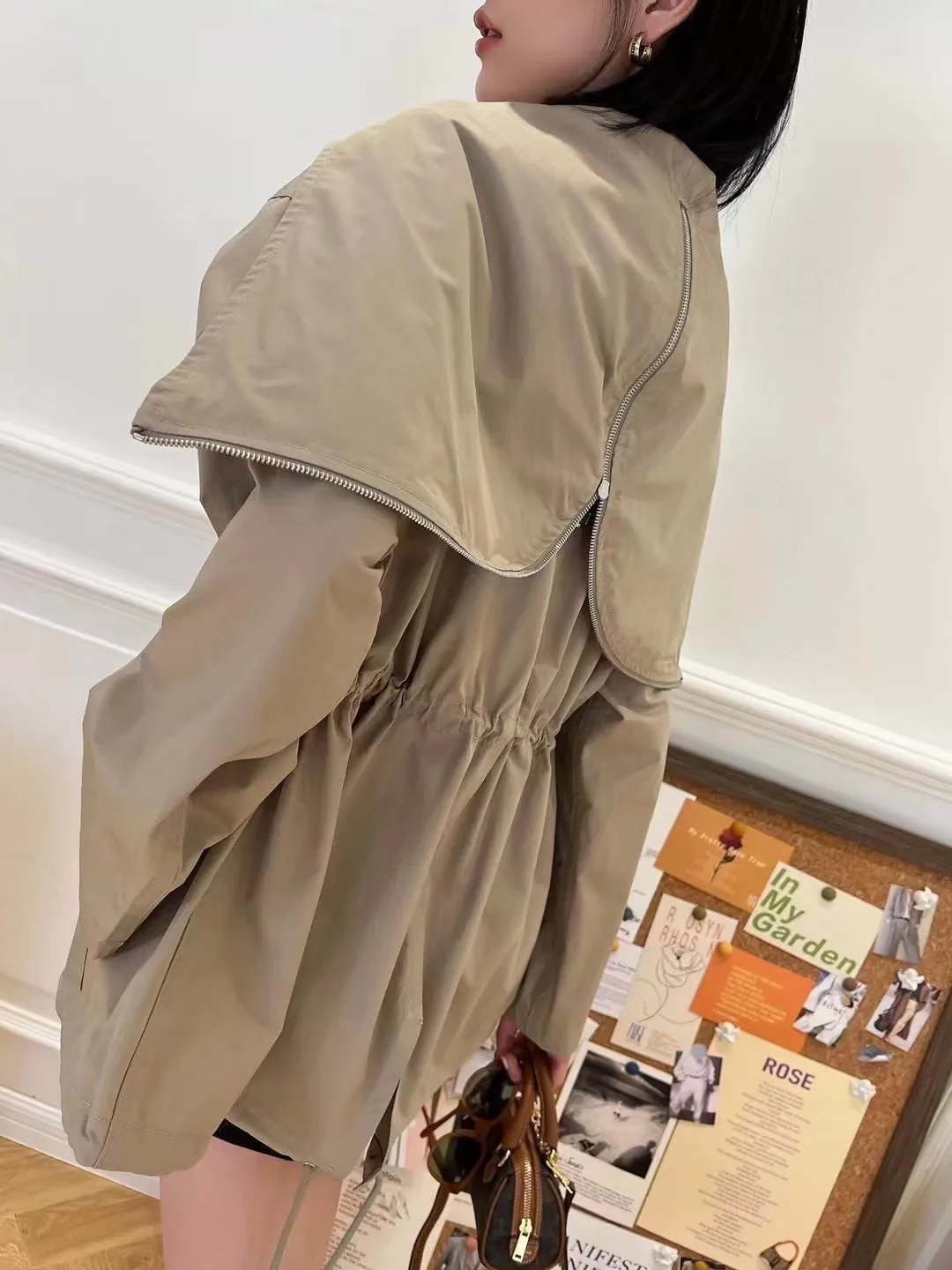 

Женский осенне-зимний Тренч с капюшоном, на завязках