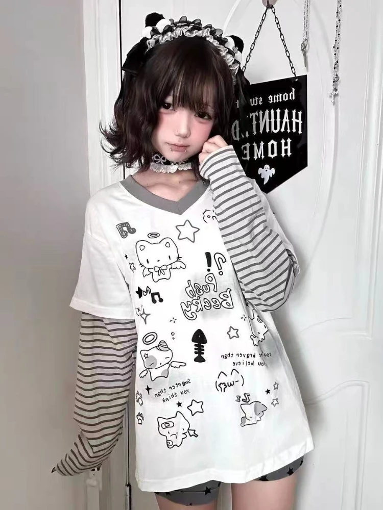 Фото HOUZHOU Y2k белые Kawaii Juminocore женские поддельные футболки из двух предметов милые полосатые футболки с длинными рукавами в японском стиле свободные эстетические №2