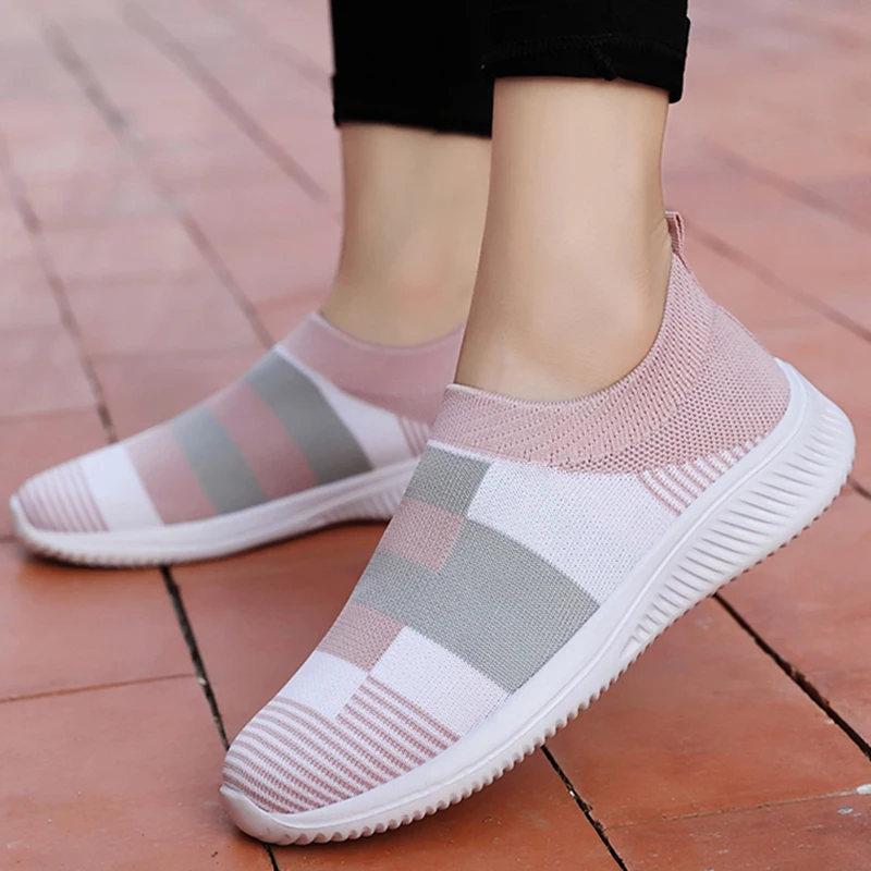 

Women 2022 New Casual Shoes Slip On Sneakers For Women Trainers Shoes Woman Sneakers Outdoor Ladies Flat Shoes Female Footwear