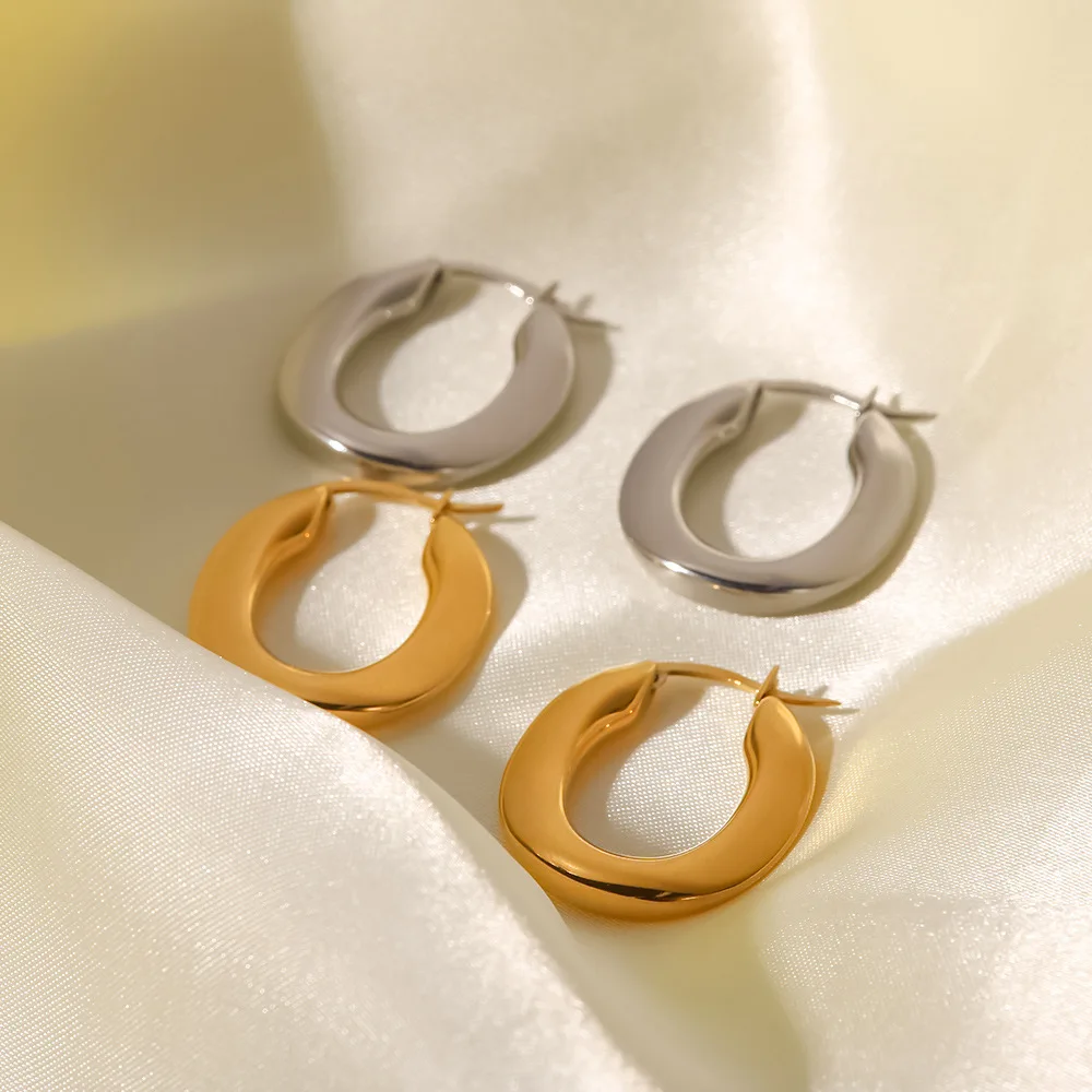 Stainless Steel PVD 18K Gold Plated Tarnish Waterproof Geo Simply Hoop Earring  For Woman Jewelry Wholesale Trendy