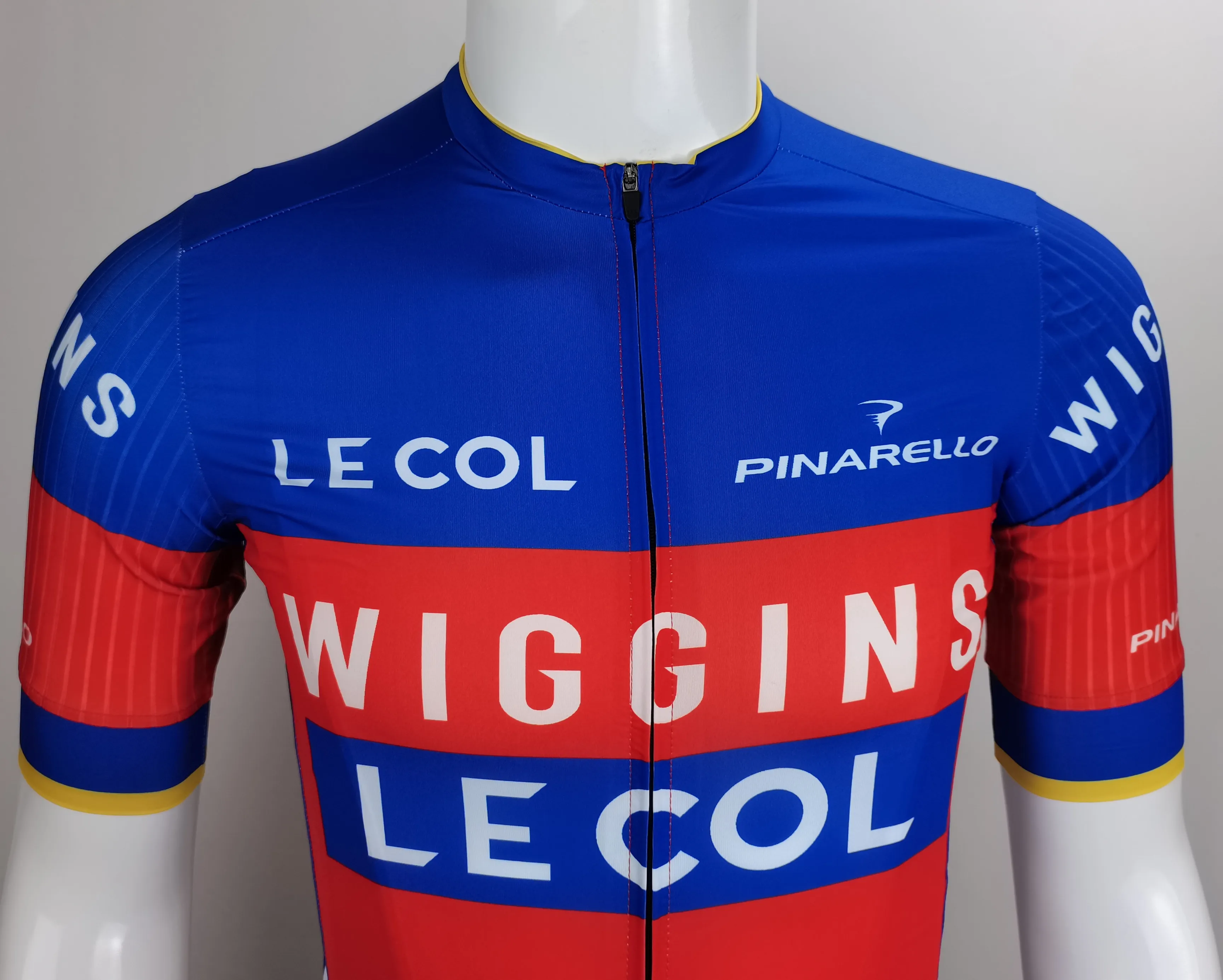 В наличии летняя футболка с коротким рукавом для велоспорта супер дешевая