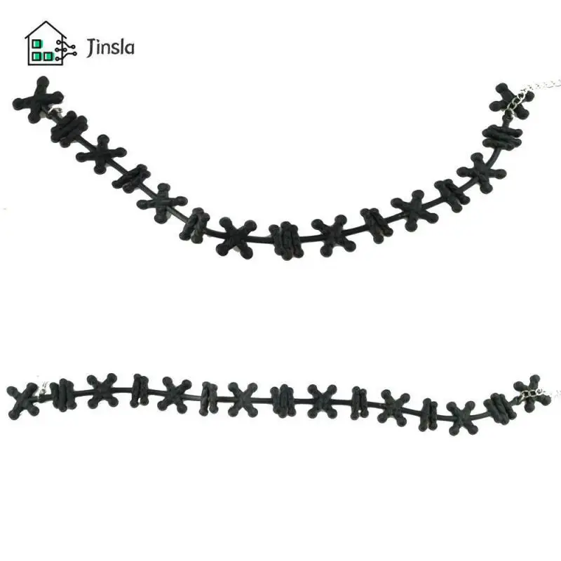 

Eye-catching Crawl Bleeding Necklace Interesting Coarse Money Horror Movie Fan Gift Necklace Household Products Need Creepy Red