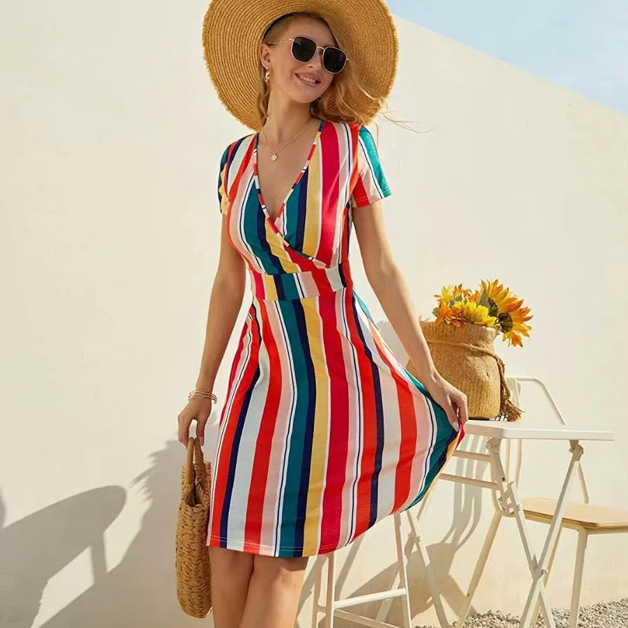 

Женское платье в богемном стиле, платье с коротким рукавом и V-образным вырезом, юбка с принтом в европейском и американском стиле, новинка ...