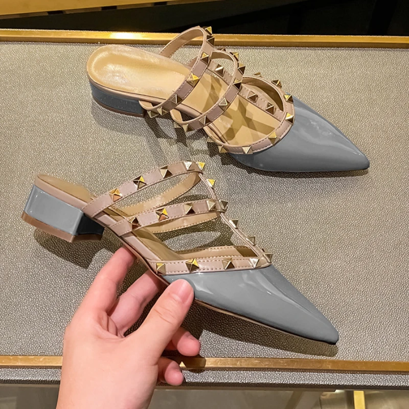 Женские босоножки с заостренным носком на низком каблуке Размеры 35-43