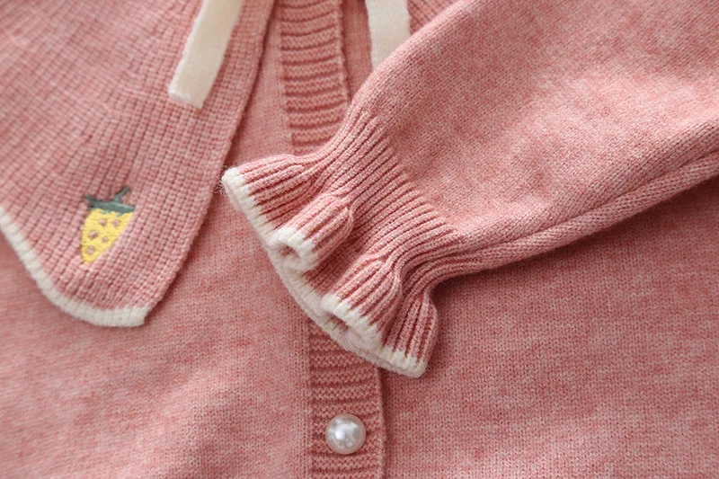 Новый стильный свитер для девочек кардиган на весну и осень милый с воротником в