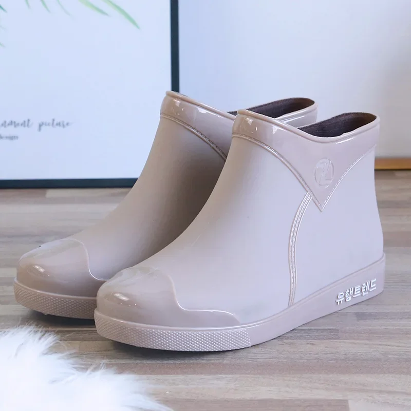 Женские нескользящие резиновые сапоги водонепроницаемые рабочие для дождя 2022