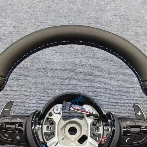 Рулевое колесо подходит для Bmw F30 F10 F31 F20 E90 из кожаного материала и спортивных рулевых автомобильных аксессуаров //M Logo