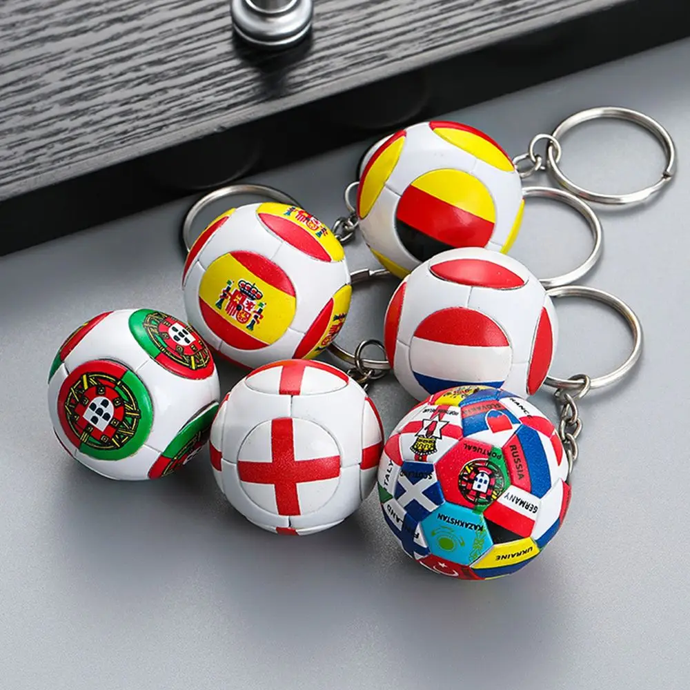 

1PC Creative Football Keychain Country Soccer Club Fans Keyring Car Key Bag Pendant for Men Souvenir Gifts