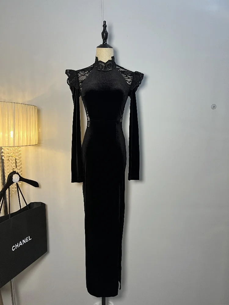 Женское бархатное платье SMTHMA